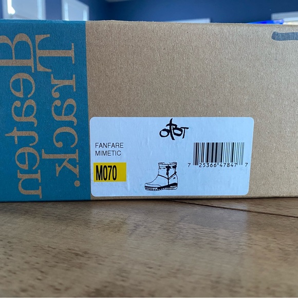 OTBT FANFARE MIMETIC BOOTS ICE CLEATS SNOW Stabilization Size 7 EU 38 NEW Camo - Picture 6 of 9